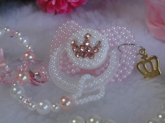 Chupeta Perola com coroa rosa bebe