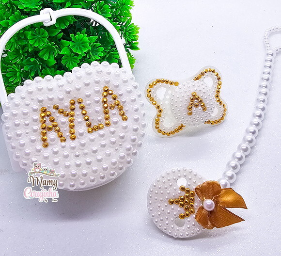 Kit Chupeta Pérolas + Porta Chupeta + Prendedor Dourado