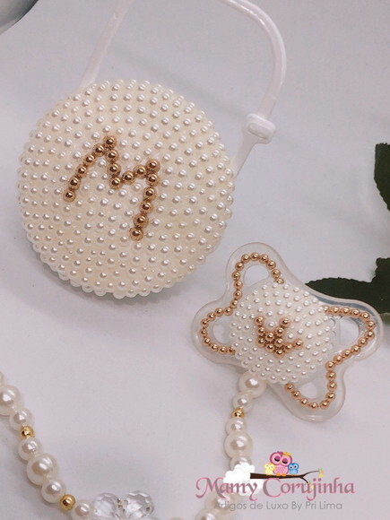 Kit Chupeta Pérolas + Porta Chupeta + Prendedor