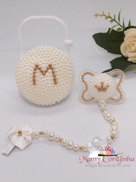 Kit Chupeta Pérolas + Porta Chupeta + Prendedor
