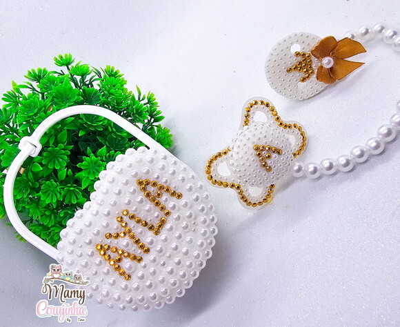 Kit Chupeta Pérolas + Porta Chupeta + Prendedor Dourado