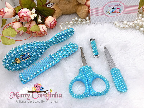 Kit pente escova + kit manicure