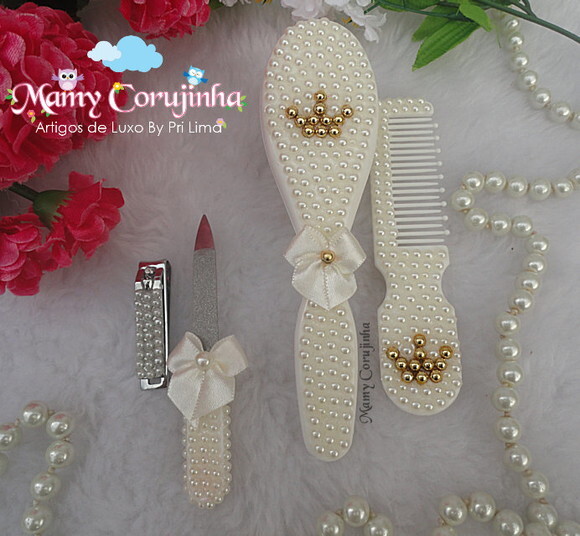Kit pente escova + kit manicure