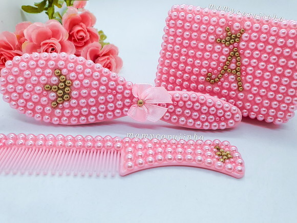 Kit Saboneteira + Pente e escova macia Rosa A