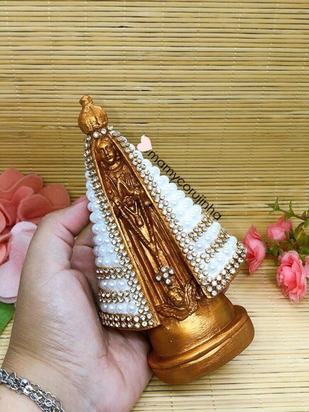 Nossa Senhora 16cm pedrarias branca com dourado