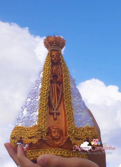 Nossa Senhora com manto em renda guipir 25cm
