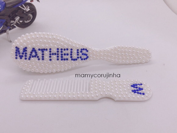 Pente + escova Matheus
