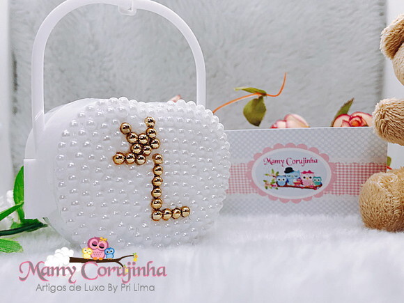 Porta chupeta modelo coração letra L