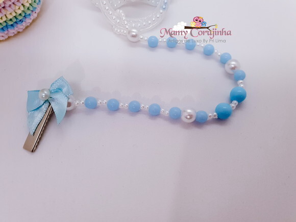 Prendedor simples azul com branco