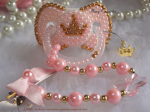 Chupeta em pérolas com prendedor simples fixo- rosa princess