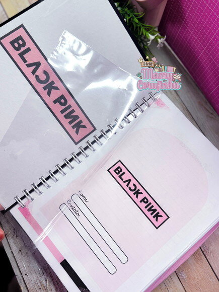 Caderno 15 Matérias Black Pink