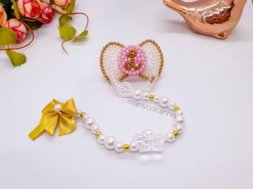 Chupeta miolo rosinha com detalhes dourado