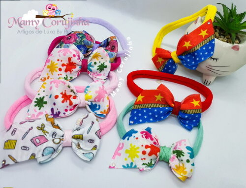 Gravatinha com ponta rosinha bebe