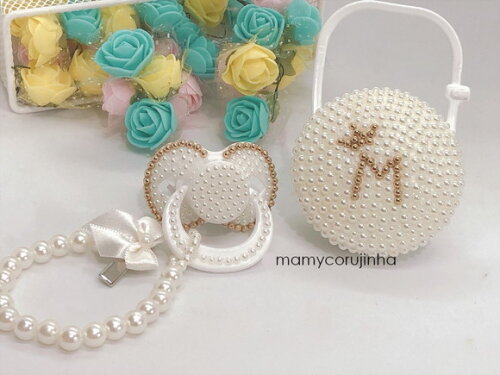 Kit Chupeta Pérolas + Porta Chupeta + Prendedor