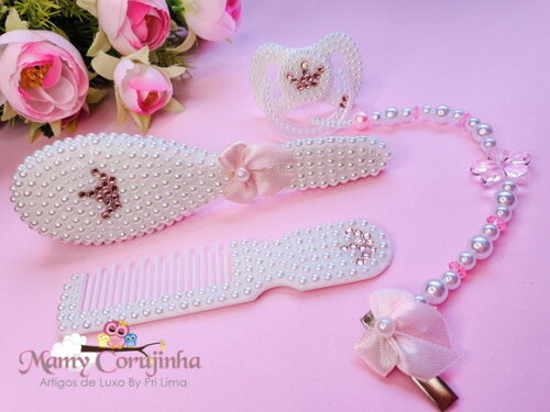 Kit Pente + escova + chupeta + prendedor fixo princess