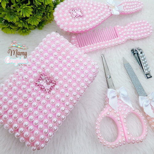 Kit Saboneteira + Kit Manicure + Pente e Escova Macia Rosa