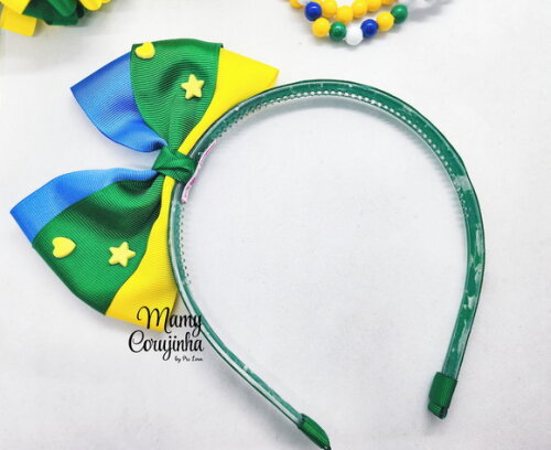 Tiara Copa , Laço em Pé