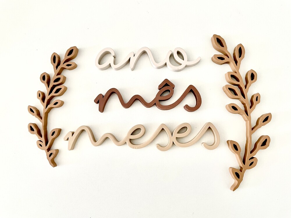 Kit Mesversário Ramos Minimalista em Madeira MDF – Design By L