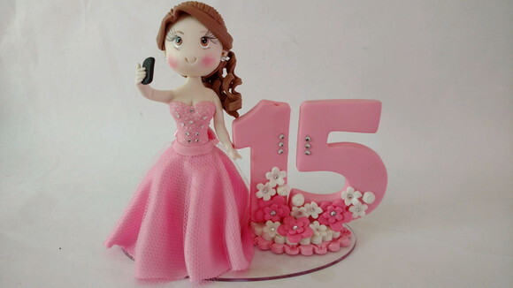 Debutante 15 Anos topo de bolo Biscuit