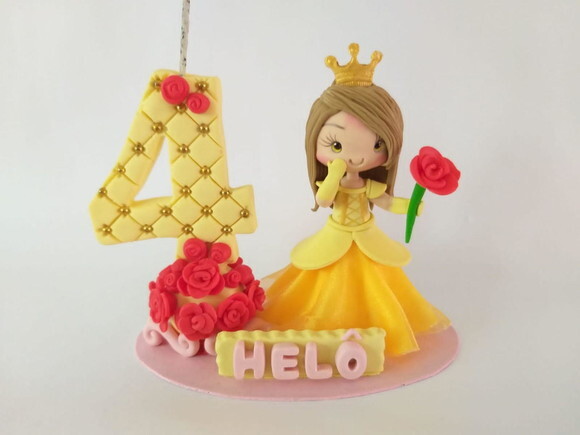 Vela Topo de Bolo Bela Personalizado em Biscuit