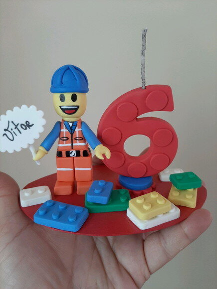 Vela topo de Topo de bolo Lego em Biscuit