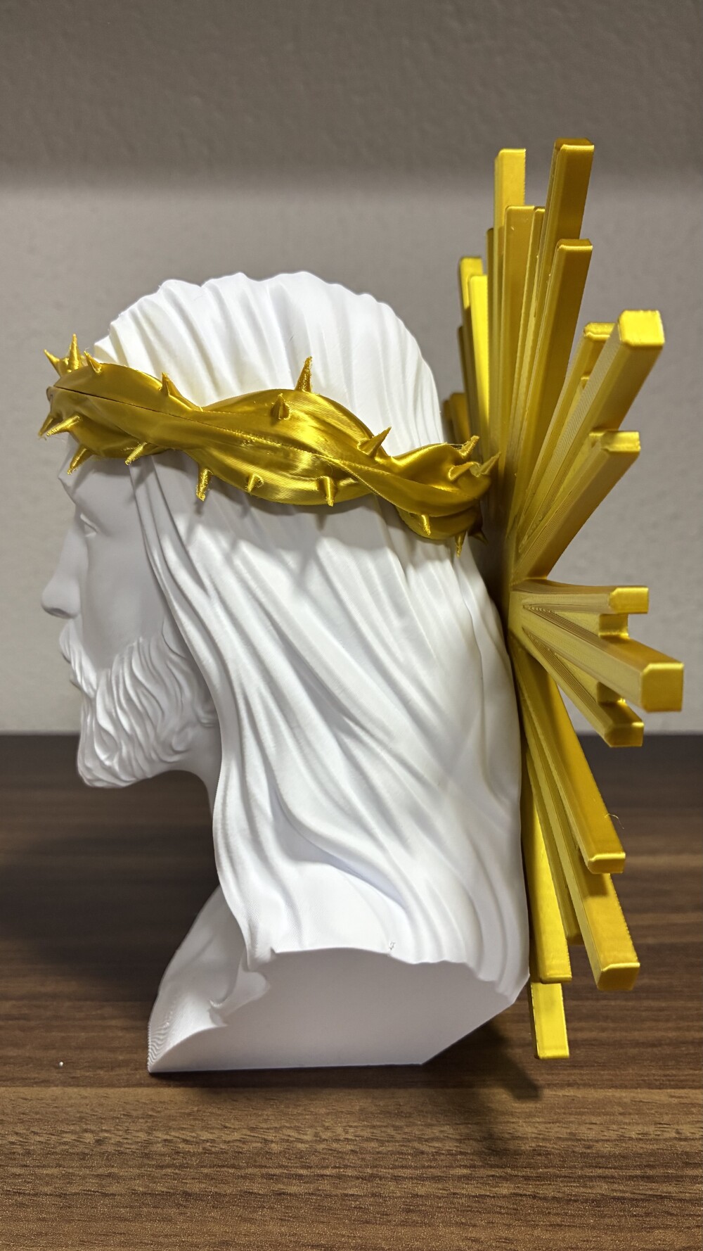 Busto de Jesus Cristo com Coroa de Espinhos