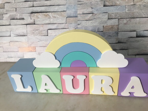 Cubos Personalizados de MDF 6x6cm com ARCO ÍRIS