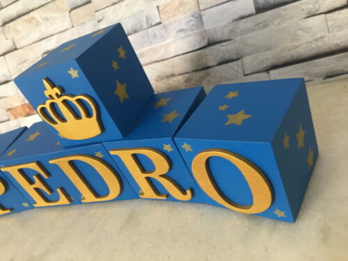 Cubos com Letras em MDF Personalizados para Quarto de Bebê, Fest