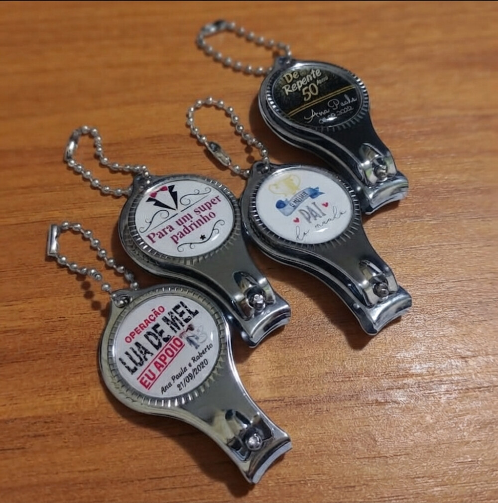 Chaveiro Personalizado Cortador de Unha e Abridor para Empresas, 