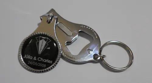 Chaveiros Cortador de Unha e Abridor