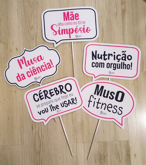 Plaquinha Divertida para Eventos Corporativos
