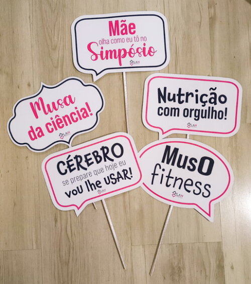 Plaquinha Divertida para Eventos Corporativos