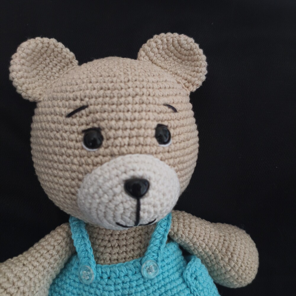 URSO COM ROUPA AZUL AMIGURUMI  URSINHO/BEBE/CRIANÇA/APEGO