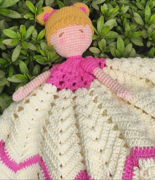 BONECA NANINHA-MANTA DE APEGO EM AMIGURUMI/MENINA/CROCHÊ/BEBE/CR