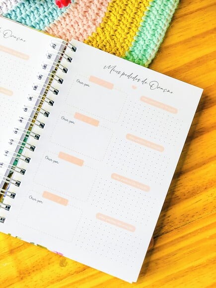 Planner devocional personalizado com nome na capa