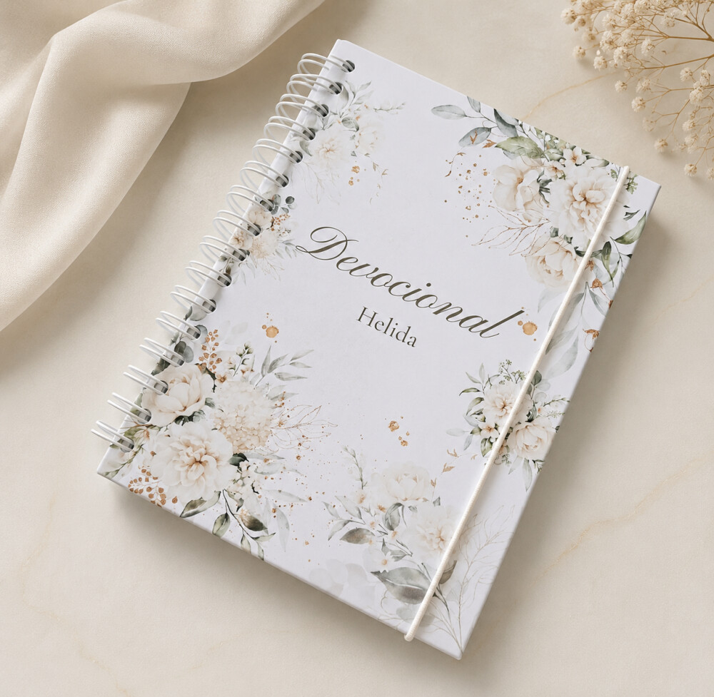 Planner devocional personalizado com nome na capa