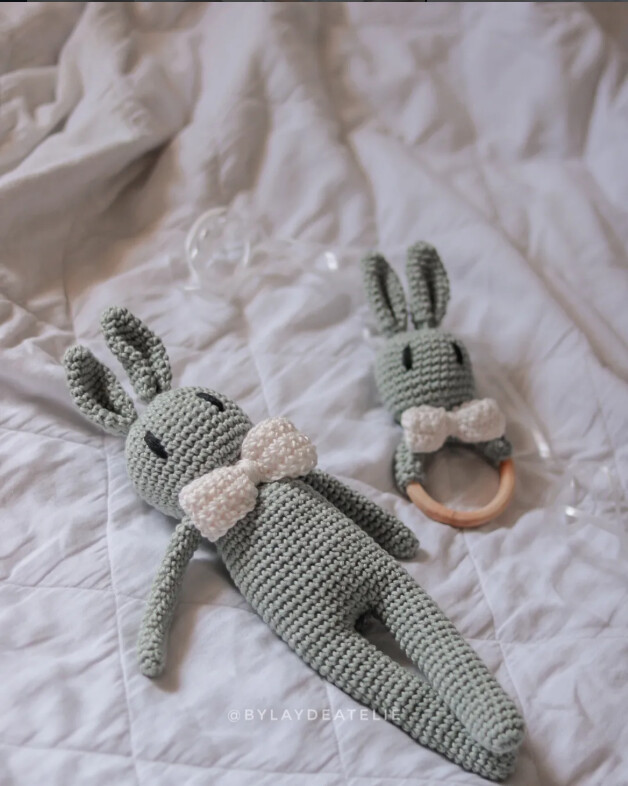 Kit Amigurumi | Coelho + Chocalho Oliver
