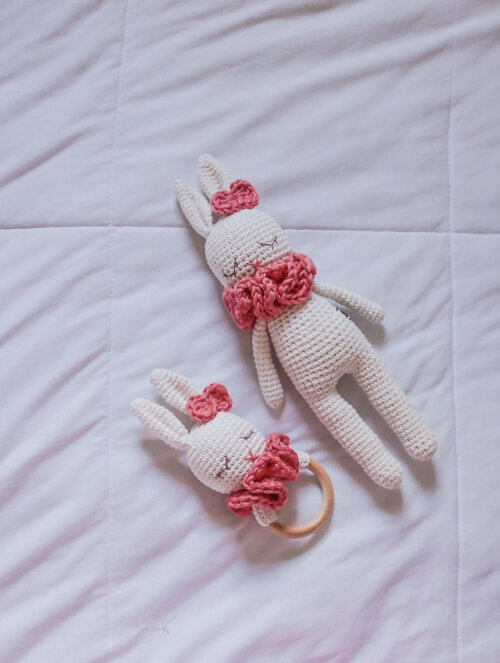 Kit Amigurumi | Coelha + Chocalho