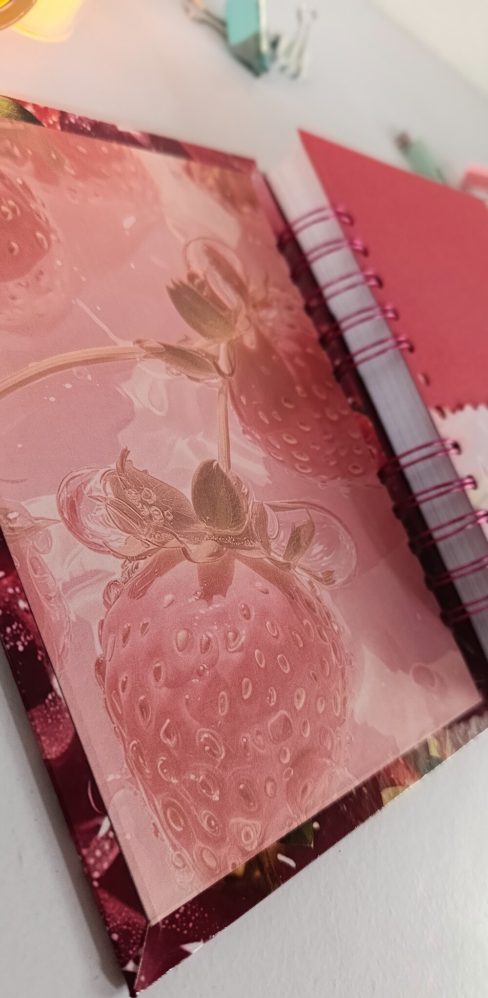 Planner 2027 Aesthetic Morangos