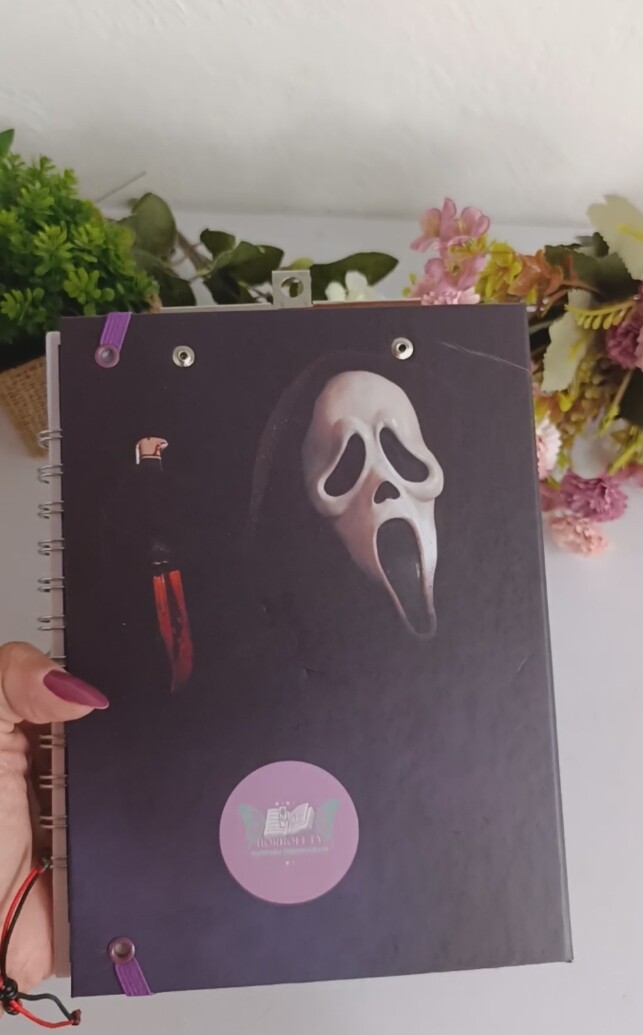 Caderno duplo Ficha de filmes e séries