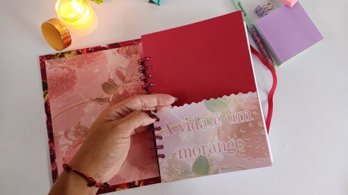 Planner 2027 Aesthetic Morangos