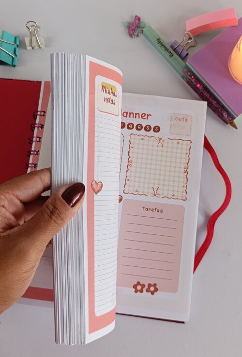 Planner 2027 Aesthetic Morangos