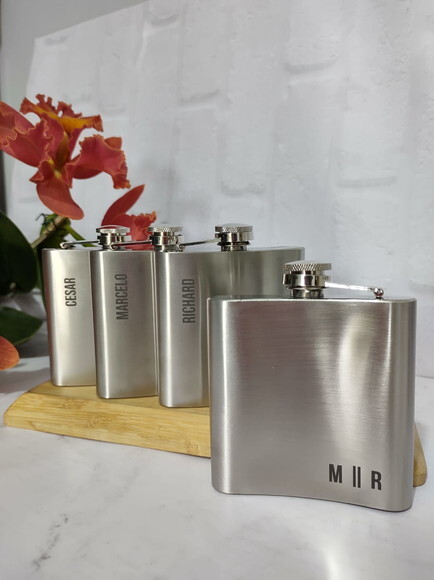 Porta whisky de inox 6oz - 0390 Padrinhos\Noivos\Festa
