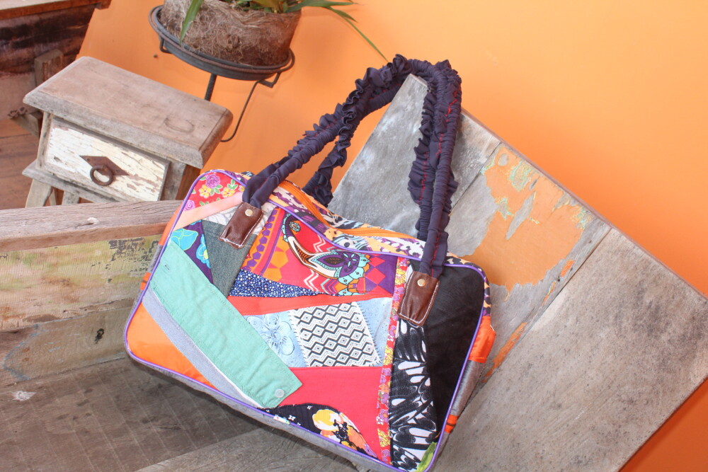 Bolsa artesanal de tecido