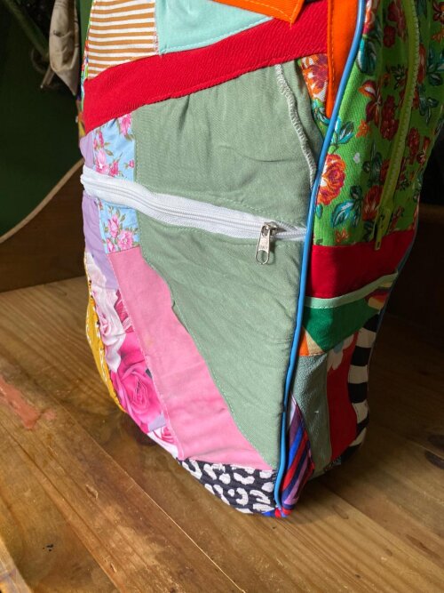 Mochila de retalhos porta notebook