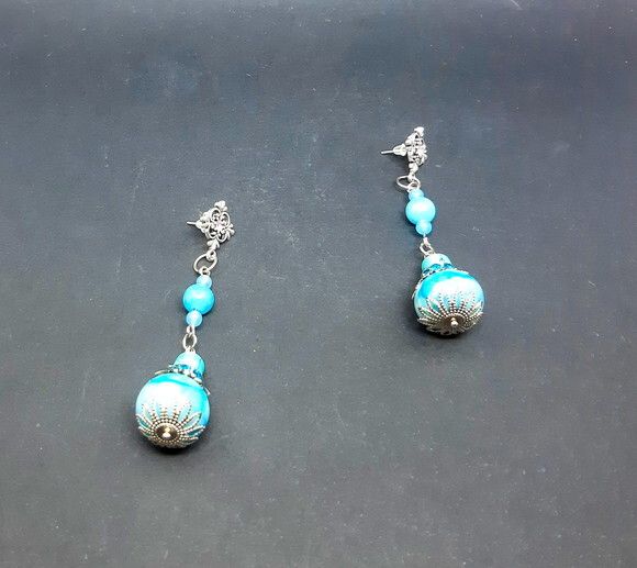Brincos em Briolet de Jaspe, Jade Lago Azul e Howlita Azul.