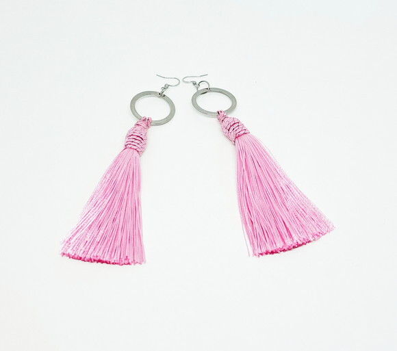 Brincos Longos em Tassel Rosa e Aço Inoxidável com Argola