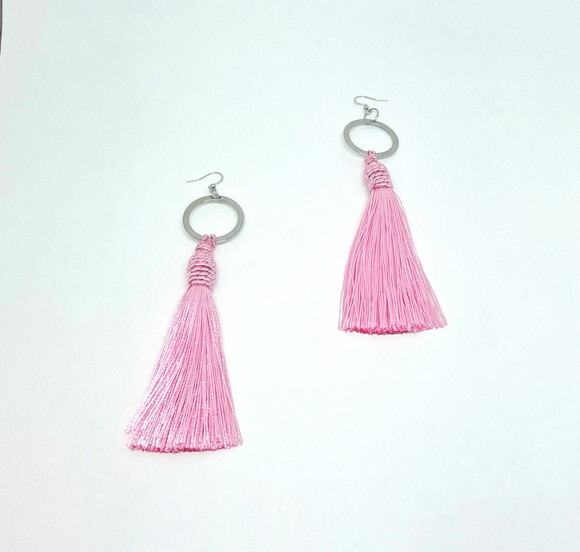 Brincos Longos em Tassel Rosa e Aço Inoxidável com Argola