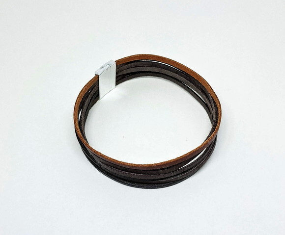 Colar Choker em Couro com Fecho Magnético Cromado