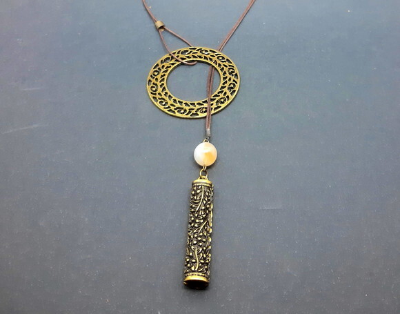 Colar Em Ágata E Ouro Velho